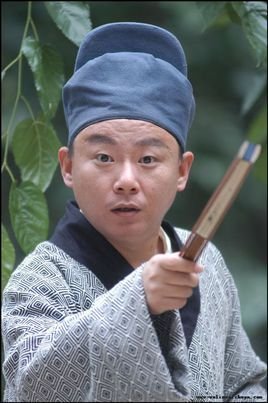 中文名称 杜子俊 饰演 邵峰 登场作品 武林外传 年龄 二十多岁 性别