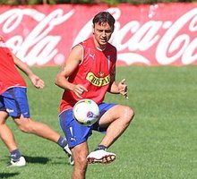 亚当·贝尔加拉