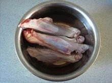 水煮羊小腿
