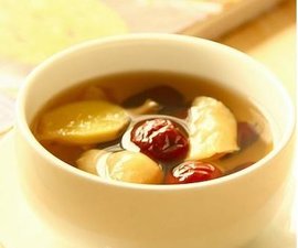 姜香红枣炖花胶