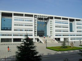 潍坊科技学院图书馆