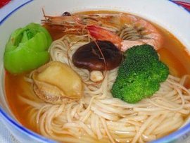 鲍鱼大虾捞面