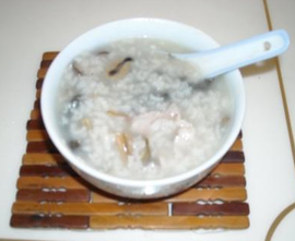 菜干瘦肉淡菜粥