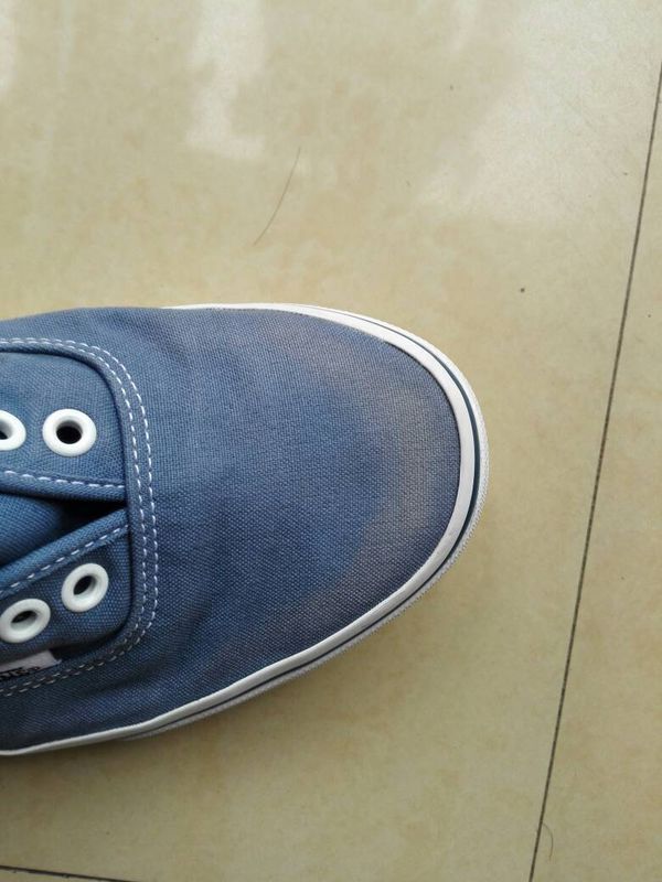 万斯(范斯)鞋子掉色了怎么办!_360问答