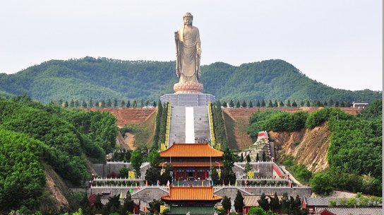 堯山大佛旅遊位於河南省平頂山市,為國家5a級旅遊景區.