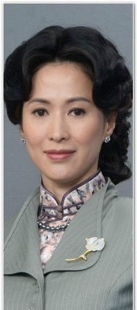 刘美琴   演员梁琤 性别:女 职业:啸山之妻 性格重情,念旧;明白事理